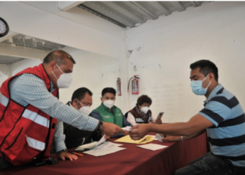 Edoméx apoya a familias afectadas por deslave en el Chiquihuite