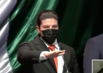 Samuel García asume gubernatura de Nuevo León