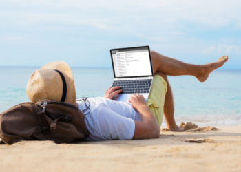 ¿Necesitas una laptop para viajar? Acá lo que debes tener en cuenta