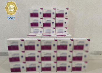 Detienen en el Edomex a 3 personas que llevaban pruebas COVID-19 aparentemente robadas