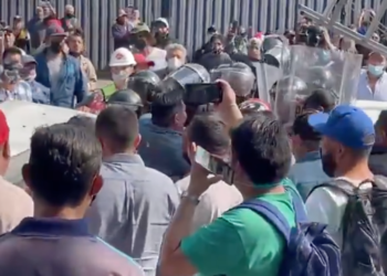 Bloqueos, caos y golpes en protestas de gaseros en la CDMX