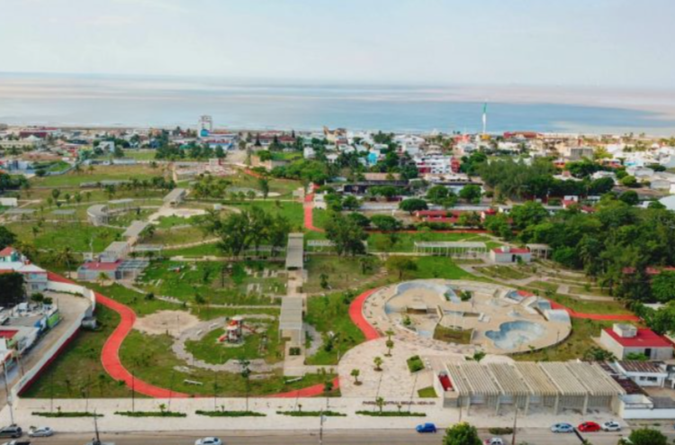 Inauguran Parque Central “Miguel Hidalgo” en Coatzacoalcos