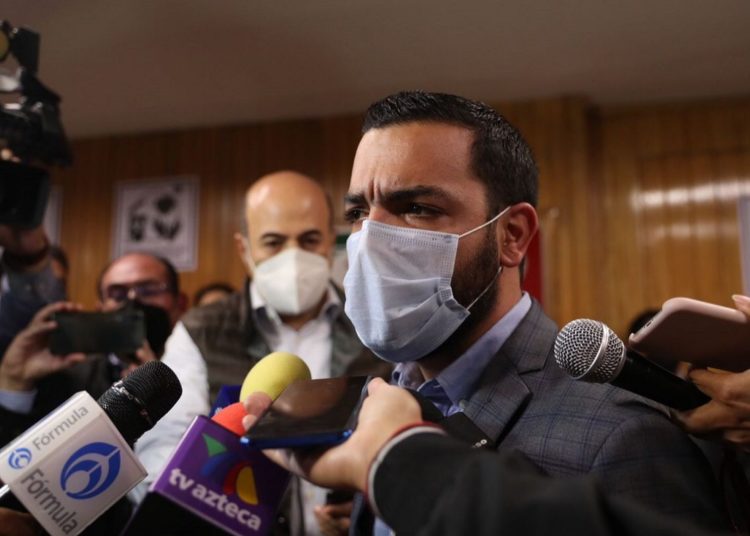 Afirma diputado que votará en contra de la reforma constitucional en materia energética