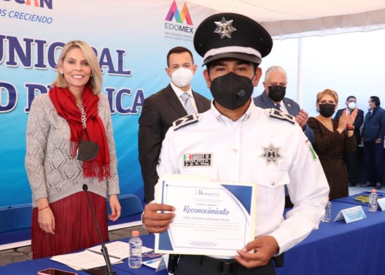 Reconoce SESESP a Huixquilucan por lograr que el 99% de sus policías estén certificados