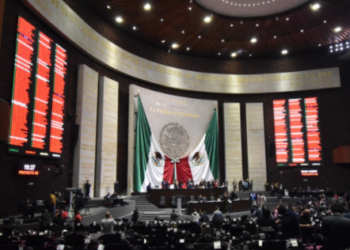 Remiten diputados al titular del Ejecutivo el PEF 2022