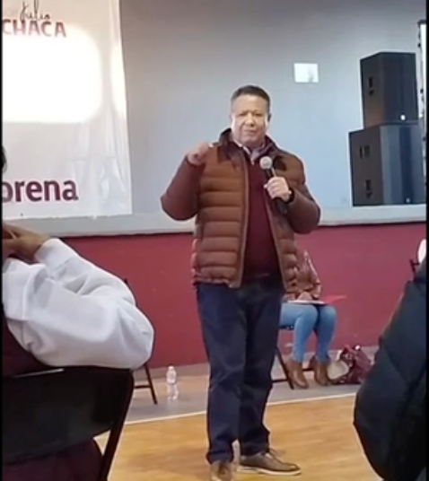 Senador morenista Julio Menchaca también viaja en aviones privados