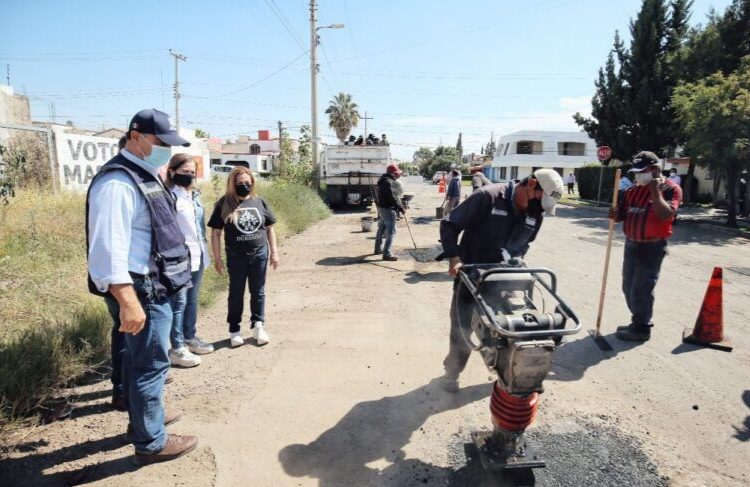 Supervisa Salum repavimentación y bacheo intensivos