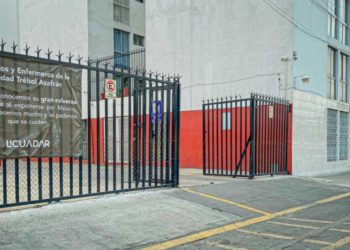 Decoaro, la empresa que subcontrata sin IMSS en Palacio Nacional