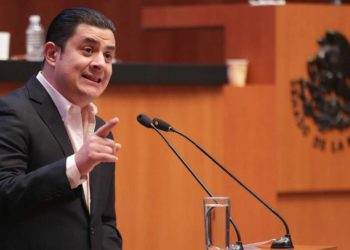 Sigue Chema Martínez como coordinador de Morena en Congreso de Jalisco, a pesar de su pensión mensual