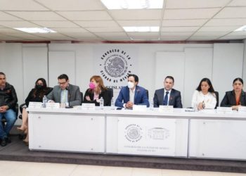 Presentan diputados del PAN presupuesto alternativo en CDMX