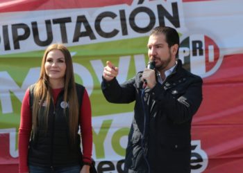 Atienden cuerpos de emergencia accidente en la carretera Joquicingo – Malinalco