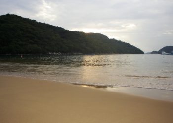 Preventa de boletos de Spiderman en Cuernavaca acaba en trifulca