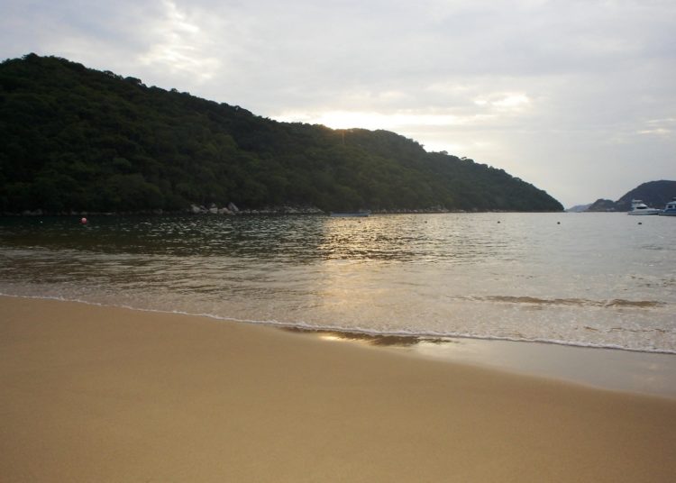 Preventa de boletos de Spiderman en Cuernavaca acaba en trifulca