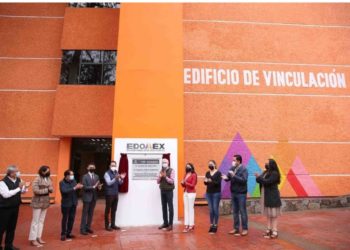 En Edoméx se brindan oportunidades para que la juventud mexiquense continúe con sus estudios a través del programa Jóvenes en Movimiento: Alfredo Del Mazo