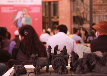 Artesanos y artesanas oaxaqueñas plasman su talento en nacimientos navideños