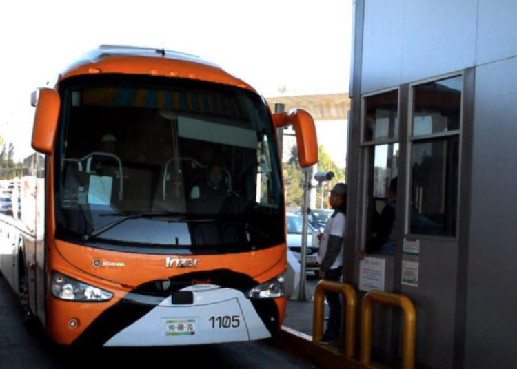 Aplican descuentos a estudiantes y maestros en autotransporte federal de pasajeros