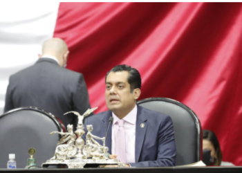 Cámara de Diputados interpuso una demanda de controversia constitucional contra el INE