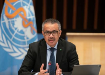 Alerta OMS que casos de Covid-19 podrían aumentar por celebraciones de Navidad