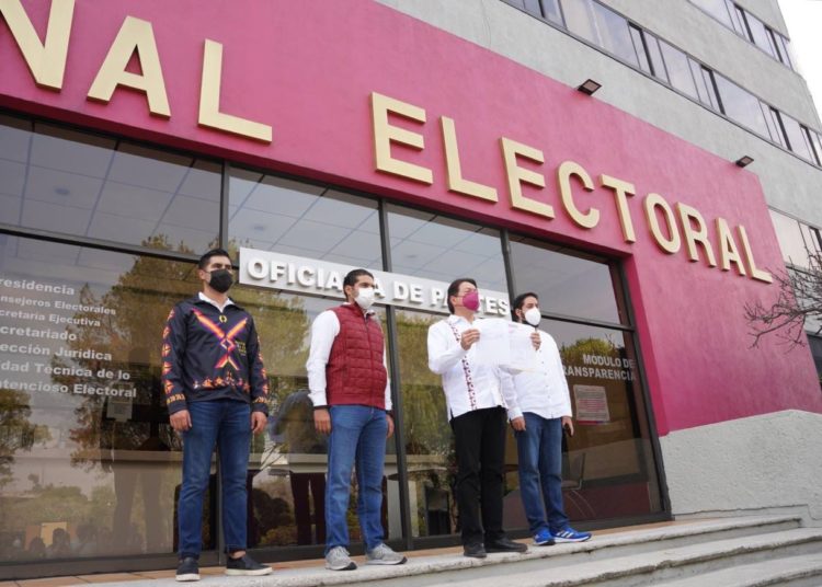 Acusa Mario Delgado a consejeros electorales de encabezar bloque opositor