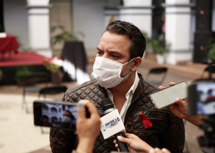 Detienen a empleada de Ayuntamiento de Cuernavaca por robar 200 mil pesos