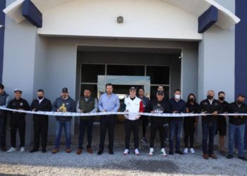 Inaugura Manolo instalaciones del Sistema Integral de Acondicionamiento Policial