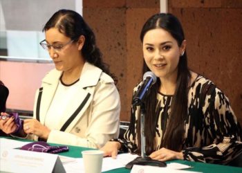 Se suma PAN a protestas para exigir abasto de medicamentos en México