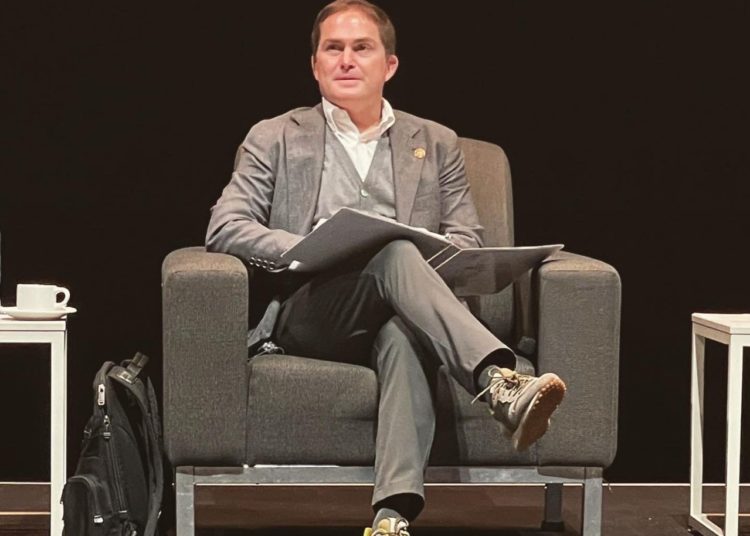 Destaca Javier López Casarín importancia de acceder al conocimiento para implementar políticas públicas