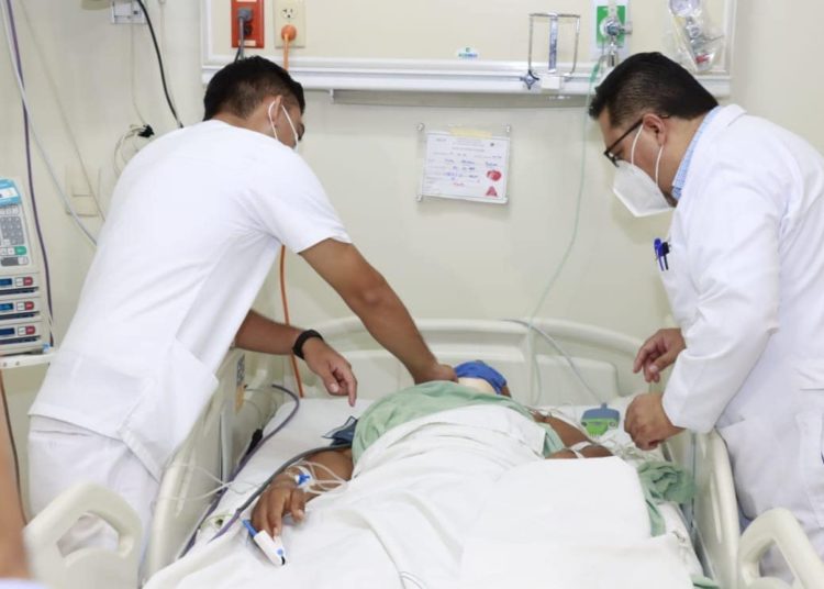 Aumenta a 56 cifra de fallecidos por volcadura de tráiler en Chiapas