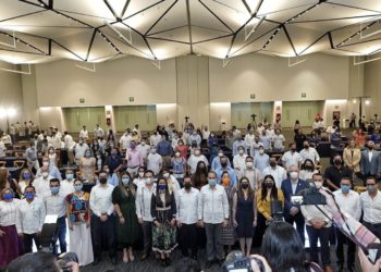 Legisladores del PAN en el país respaldan al INE