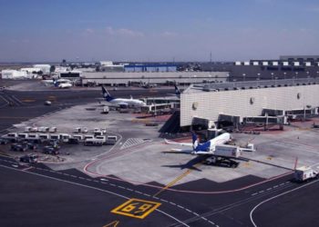 Favorable tráfico de vuelos y pasajeros hacia México en 2022
