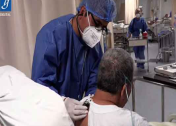 Ómicron, tan transmisible como el sarampión