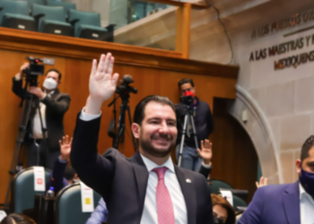 Cesar Pecero Lozano, el candidato del STPRM a vencer