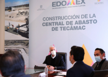 Alfredo Del Mazo Maza sostuvo una reunión con socios y directivos de la Central de Abasto de Tecámac