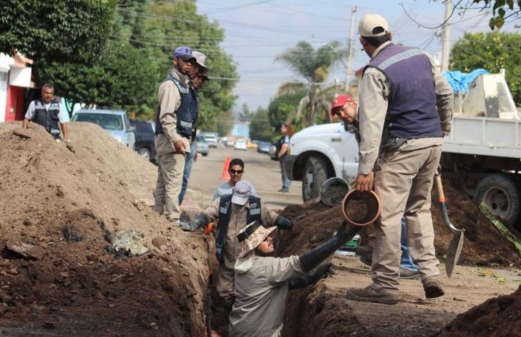 Inicia Fraustro Siller labores al frente del gobierno en Saltillo