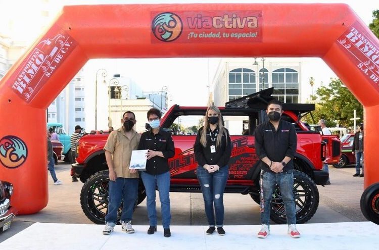 Exhiben más de 300 carros y 100 motos en 6to Car & Moto Show de Víactiva