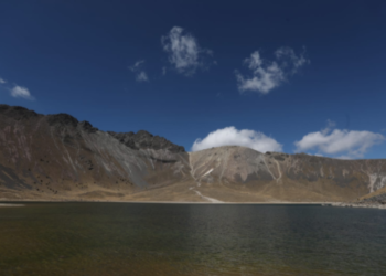 Ahora en Tamaulipas, reciben con huevazos a Mario Delgado