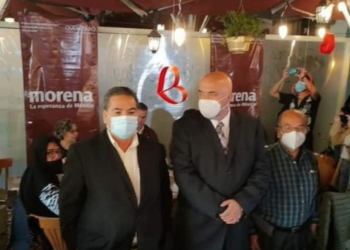 Chayoteros, dice funcionaria morenista a periodistas en Querétaro