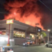 Se incendia tienda Office Depot en Las Águilas; evacuan a 100 personas