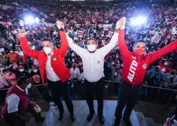 Alejandro Avilés, abanderado del PRI a la gubernatura de Oaxaca