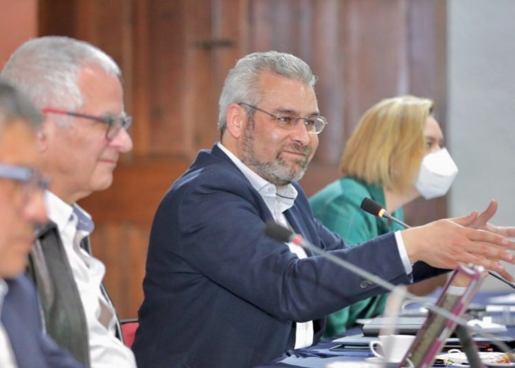 AMLO reconoce a Alfredo Ramírez Bedolla por regresar gobernabilidad a Michoacán