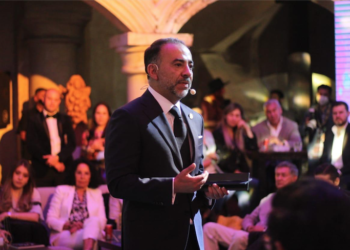 Reconoce Líderes a Fernando Flores como unos de los 300 más influyentes de México