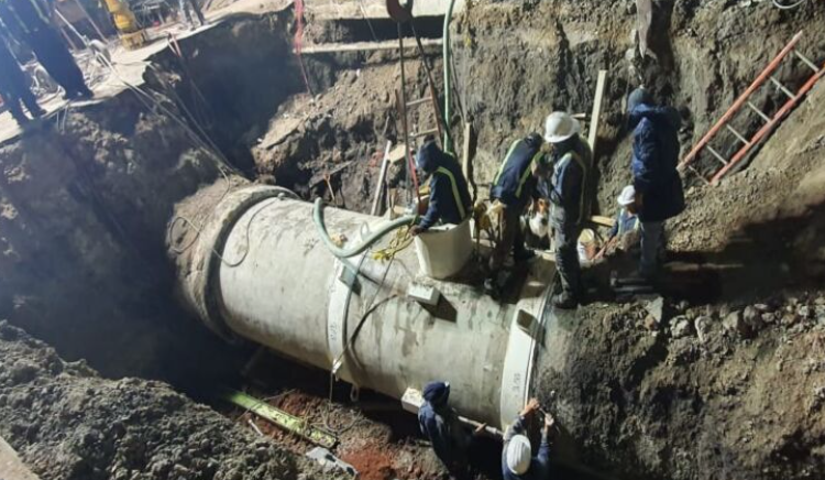 Atiende CAEM vialidades afectadas por fuga de agua en seis municipios mexiquenses