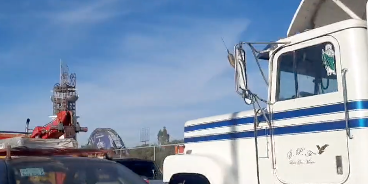 Inician transportistas paro nacional en protesta por inseguridad