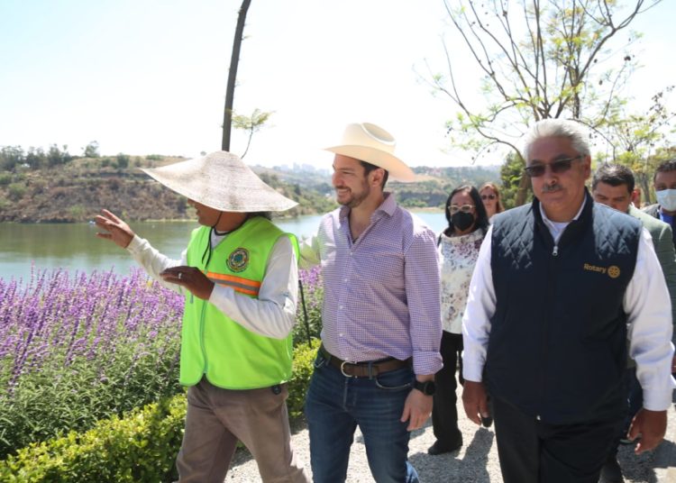 Se compromete Elías Rescala a seguir trabajando con los mexiquenses
