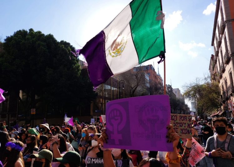 Sube a 25 el número de mujeres lesionadas en marcha del 8M