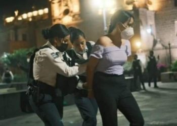 Reportan actos de represión y detención de mujeres en Michoacán y Tlaxcala