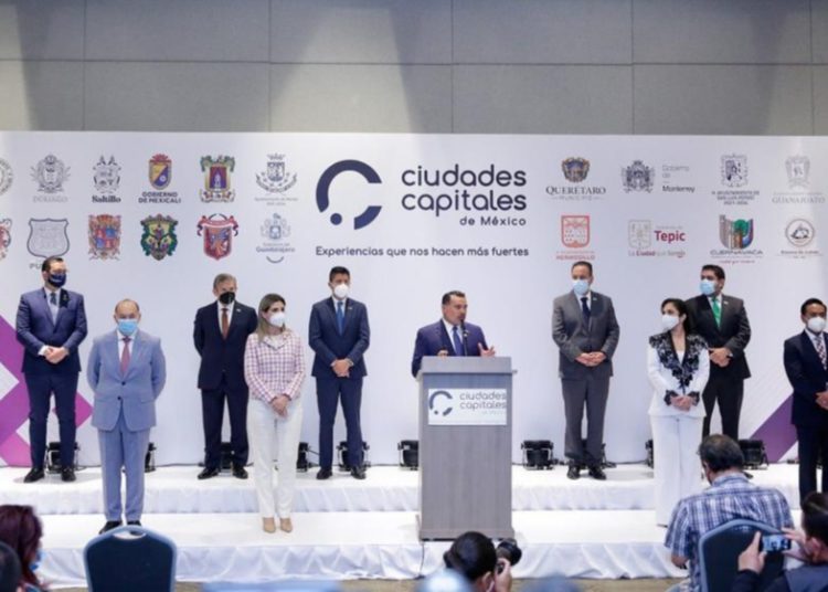 Alcaldes de ciudades capitales se constituyen como agrupación civil
