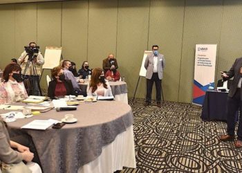 Morena “revienta” sesión de Congreso CDMX