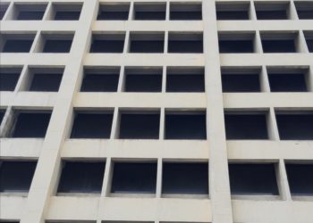 Gobierno capitalino avala reconvertir oficinas en viviendas.