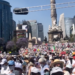Marchan a favor y en contra de López Obrador en diferentes entidades del país